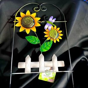 SOLD Garden Ease - Sunflower and Dragonfly Art Deco Arch Fence!